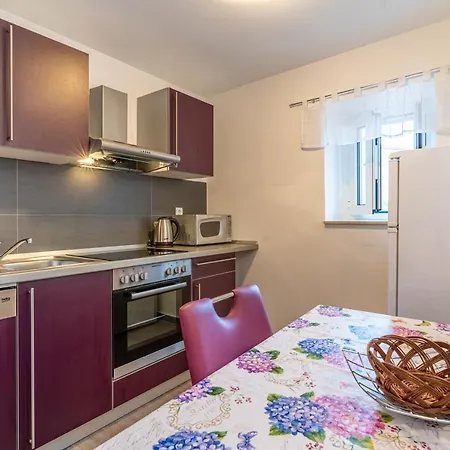 Apartment Jurasic Orlec