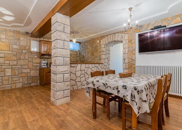 Apartment Jurasic Orlec